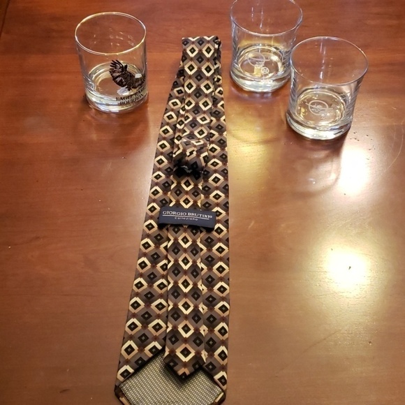 GIORGI Brutuni Tie 100% Silk 61" x 4" w EUC - Picture 4 of 5